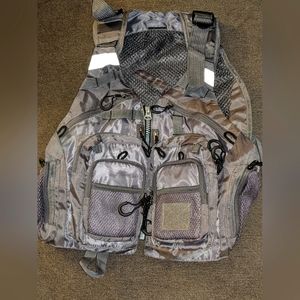 Fishing vest